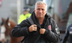 Dan Petrescu, pe vremea când era antrenor la CFR Cluj la sosirea pe Celtic Park / Foto : Getty Images