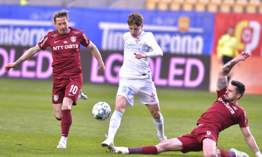 Ciprian Deac, Andrei Burcă și Octavian Popescu, într-un meci CFR Cluj - FCSB / Foto: Sport Pictures