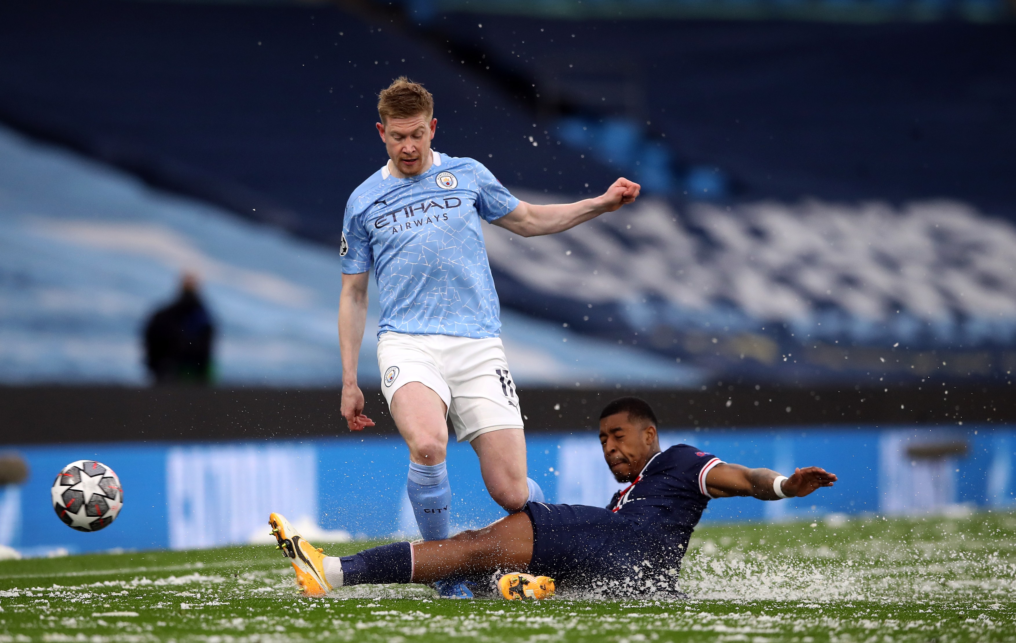 Iarna s-a întors la meciul Manchester City - PSG! Condiții dificile în semifinala Champions League