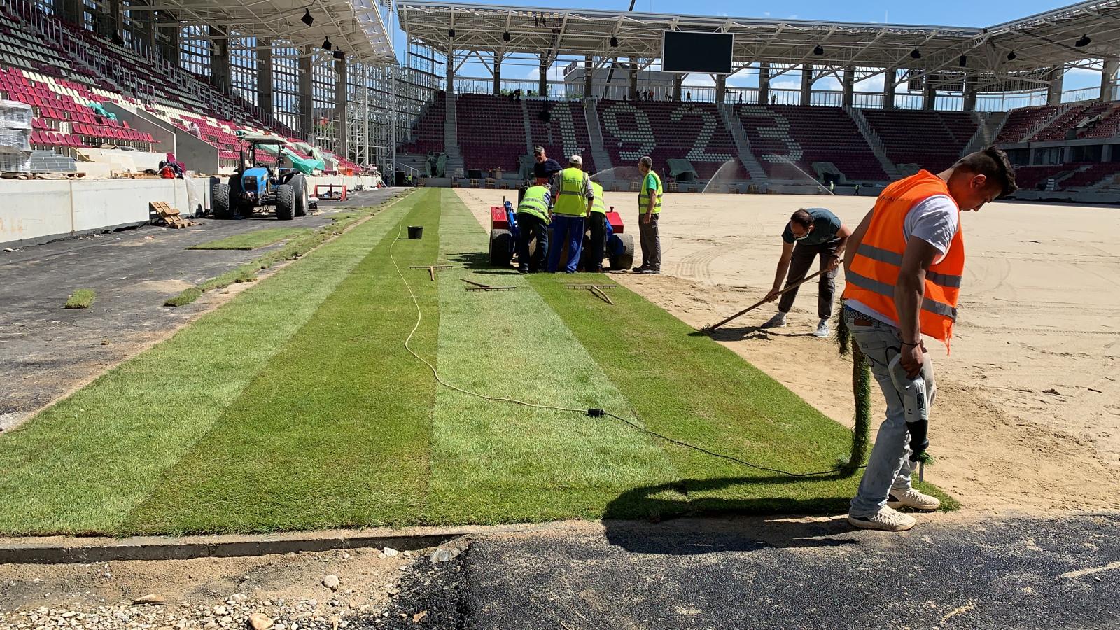 Noul stadion din Giulești are gazon și instalație de sonorizare. Imnul Rapidului a răsunat din nou. Imagini spectaculoase