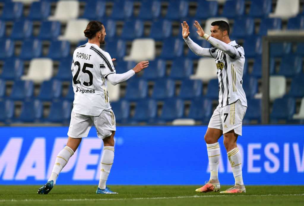 Sassuolo - Juventus 0-1, ACUM, pe Digi Sport 2. Rabiot înscrie după ce Buffon a apărat un penalty