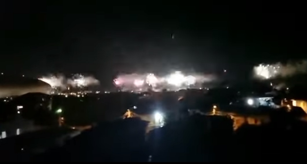 Revelion în Bănie! Spectacol superb de artificii, în miez de noapte, după promovarea celor de la U Craiova 1948 în Liga 1