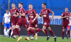 Fotbaliștii de la CFR Cluj, în meciul cu Universitatea Craiova / Foto: Sport Pictures