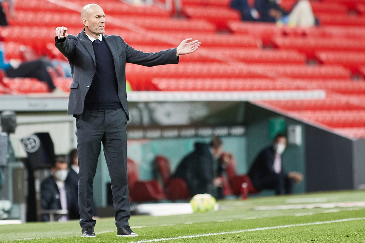 "Cum să le spun acum jucătorilor că plec?" Zinedine Zidane infirmă zvonurile și anunță că Real Madrid nu renunță la titlu