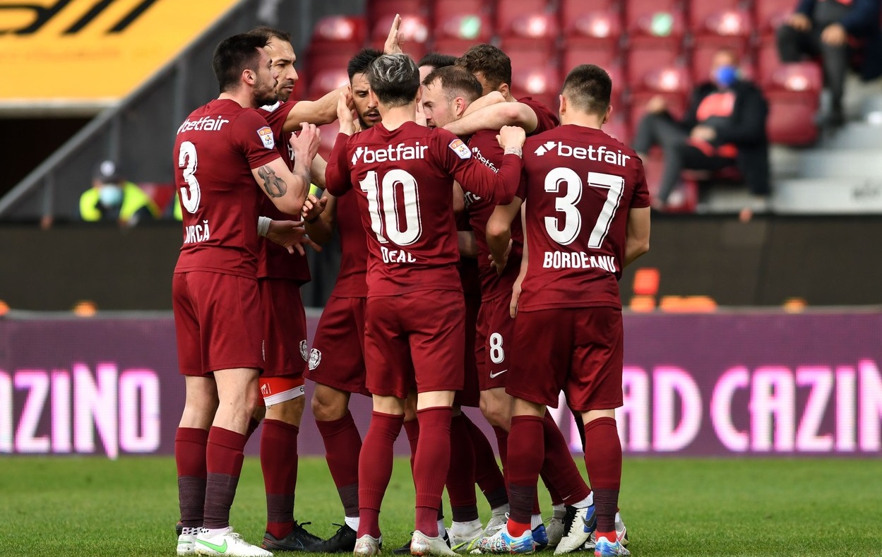 Edi Iordănescu a ales echipa care îi poate aduce titlul! Revenire importantă la CFR Cluj