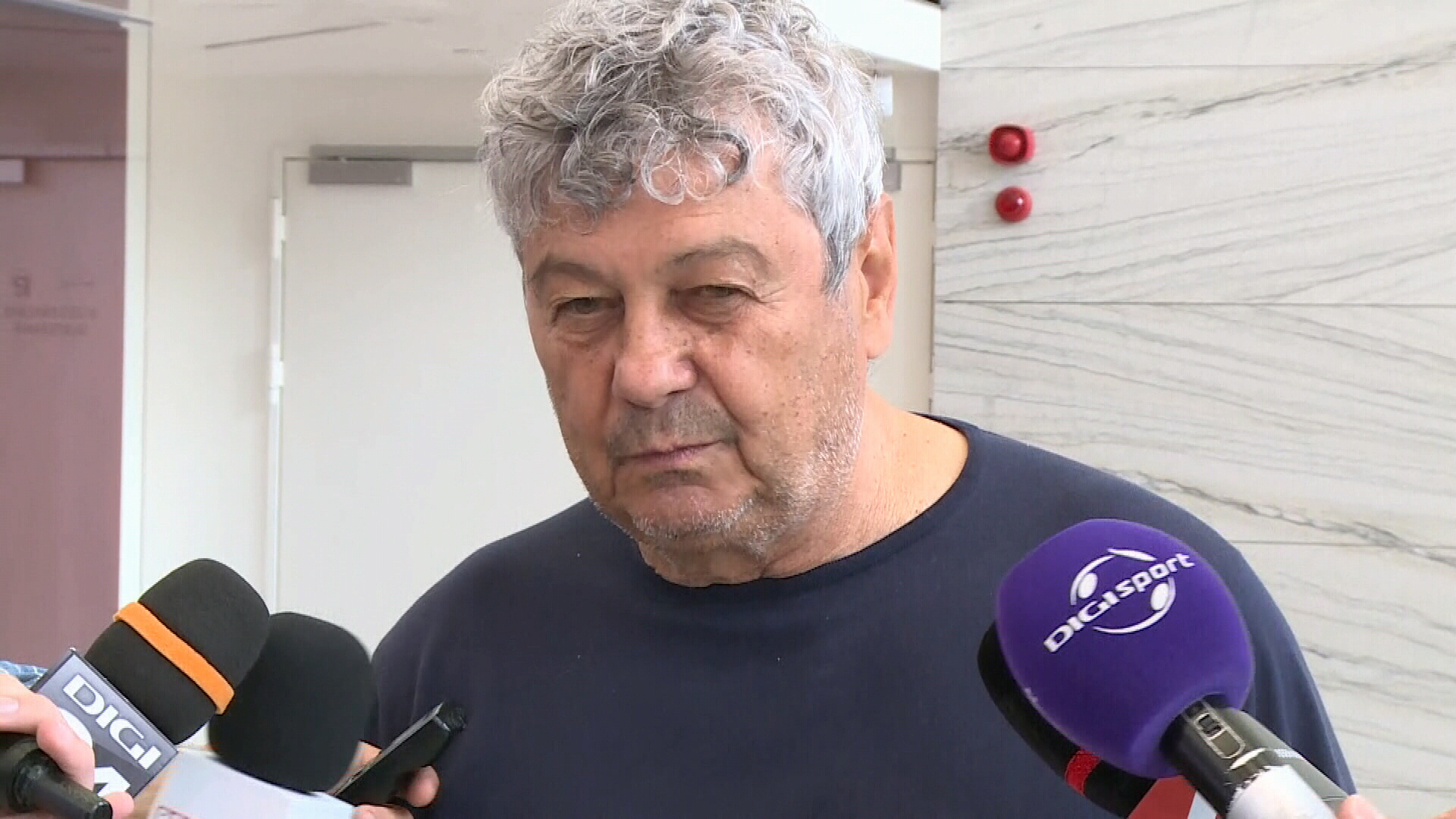 S-a aflat motivul pentru care Mircea Lucescu a suferit o intervenție chirurgicală