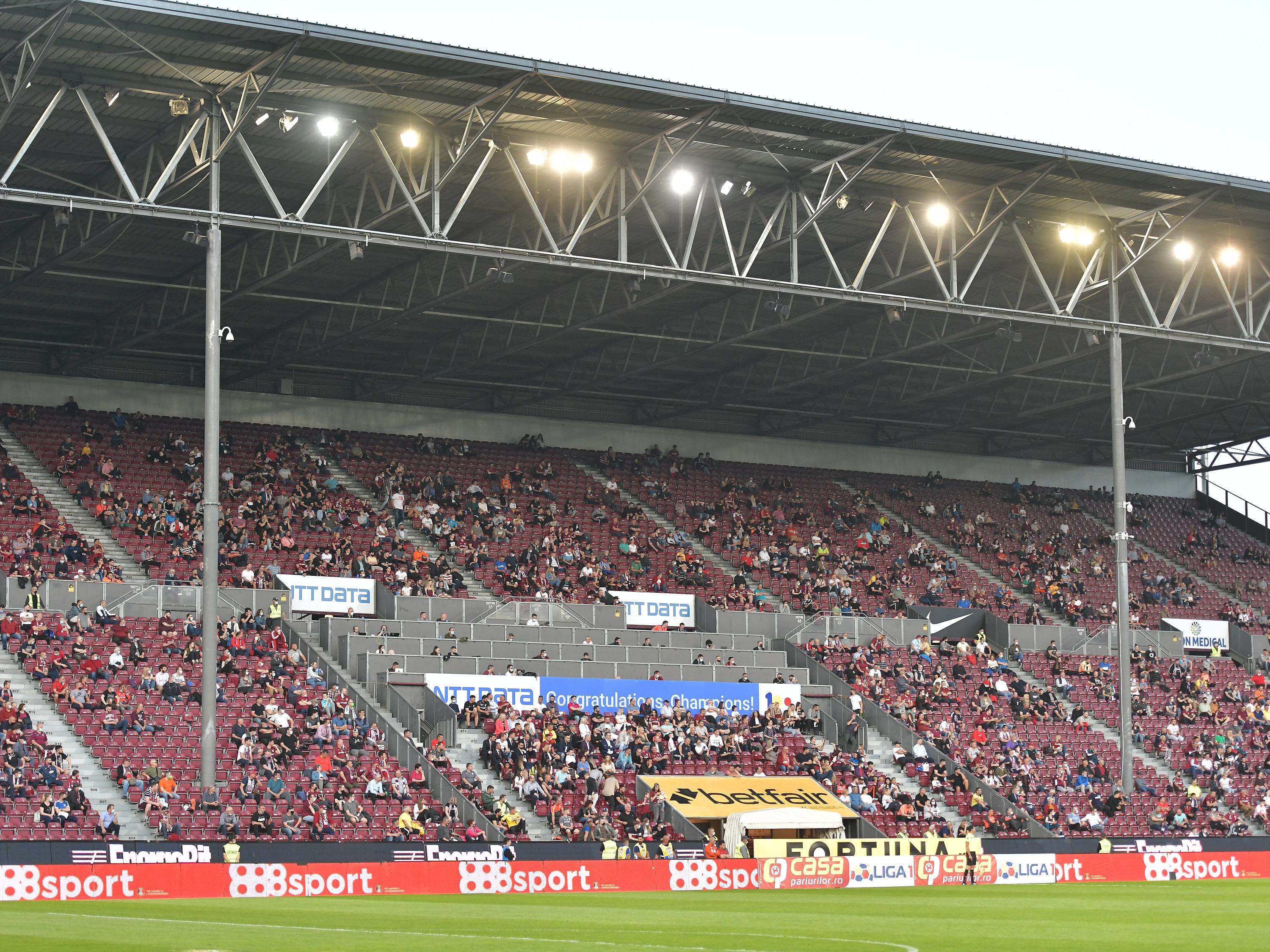 Galeria lui CFR Cluj, mesaj pentru Ioan Varga! Banner-ul afișat de suporterii campioanei la meciul cu Rapid
