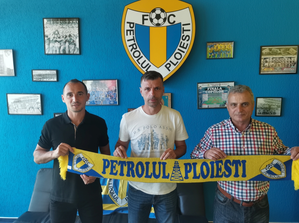 Schimbări din temelii la Petrolul, după al treilea sezon consecutiv ratat. Încă două nume noi în staff