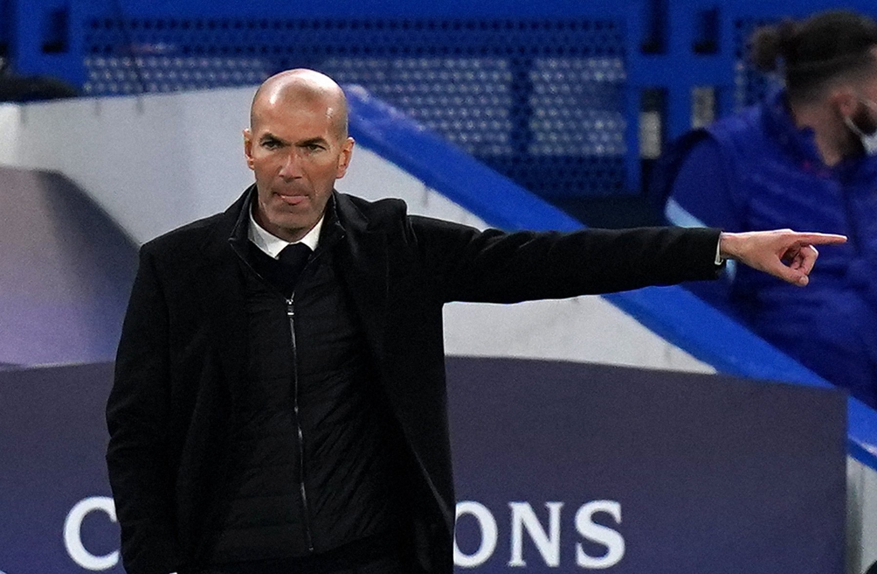 Gest superb făcut de Zidane! Suma uriașă donată de antrenorul francez pentru victimele din Algeria