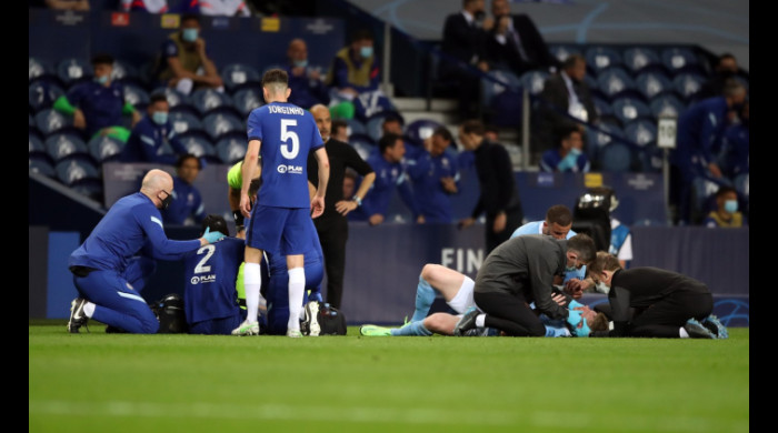 Kevin De Bruyne, accidentat de Antonio Rudiger, în meciul Manchester City - Chelsea 0-1 / Foto: Profimedia