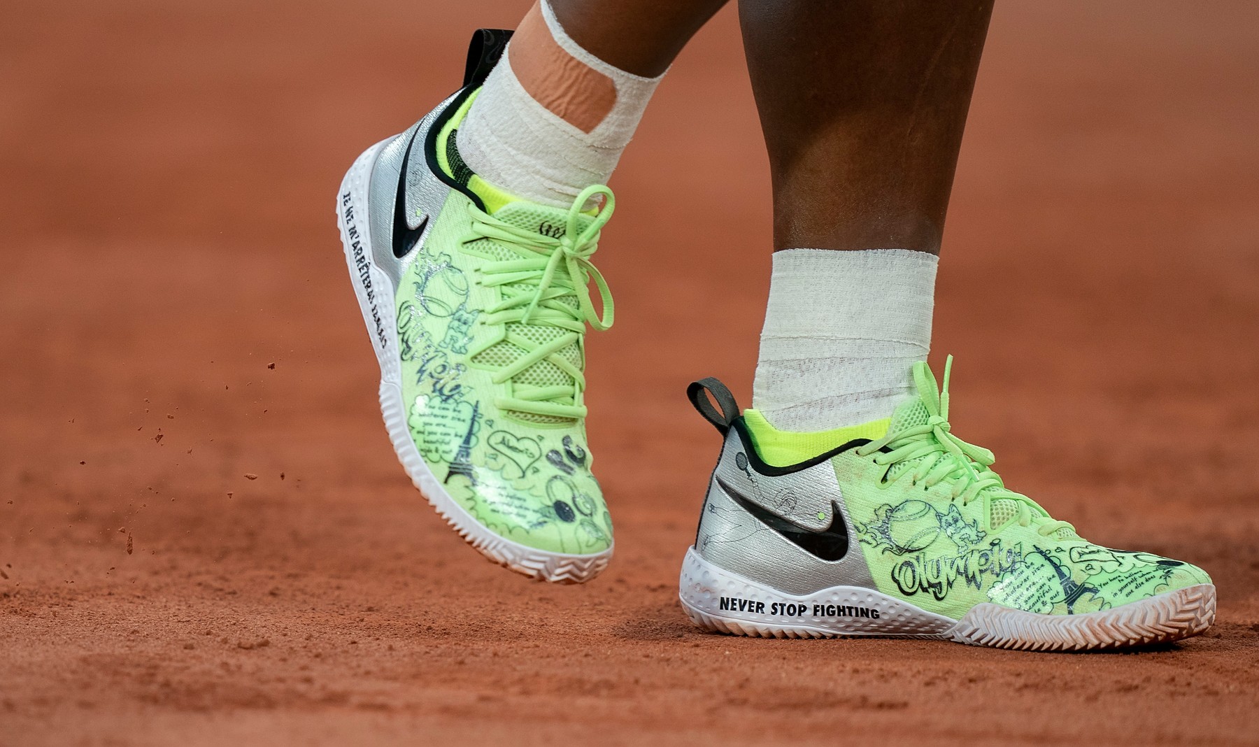 Care e, de fapt, istoria pantofilor sport purtați de Serena Williams la Roland Garros. Mărturisirea americancei