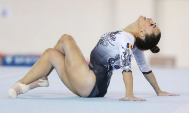 Galerie Foto In Romania DacÄƒ Nu Ai Pile Nu Prea EÈ™ti BÄƒgat In SeamÄƒ Larisa Iordache RecunoaÈ™te CÄƒ A Profitat De Notorietatea Sa