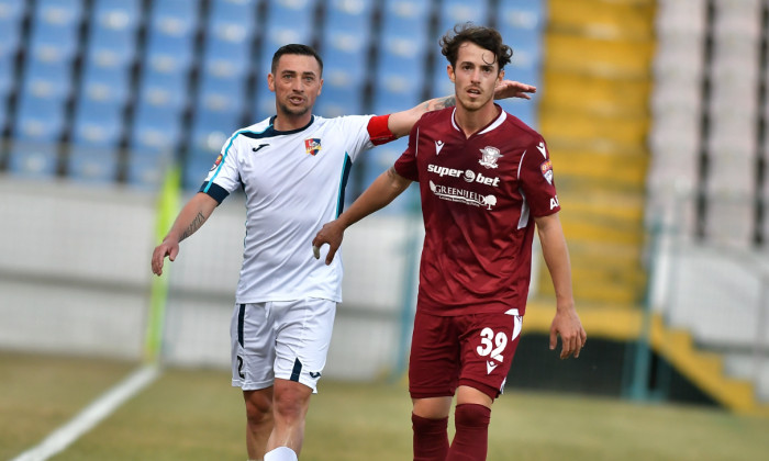 Amir Jorza, într-un meci Gloria Buzău - Rapid / Foto: Sport Pictures