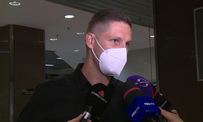 Stipe Vucur, la aeroport / Foto: Captură Digi Sport