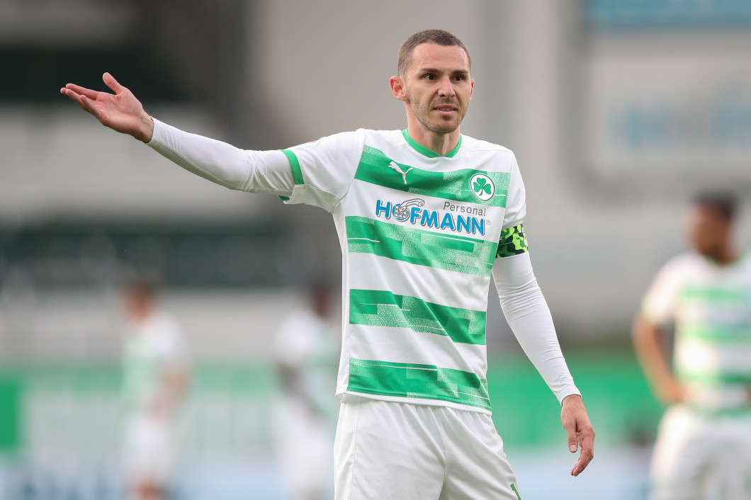 SpVgg Greuther Fürth v SV Sandhausen - Second Bundesliga