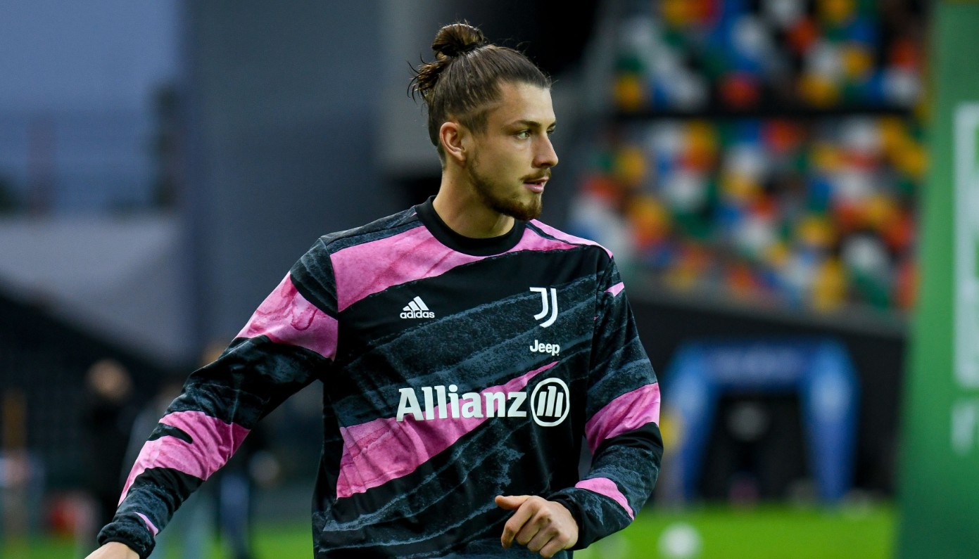 Noi detalii despre plecarea lui Radu Drăgușin de la Juventus. La cât este evaluat românul