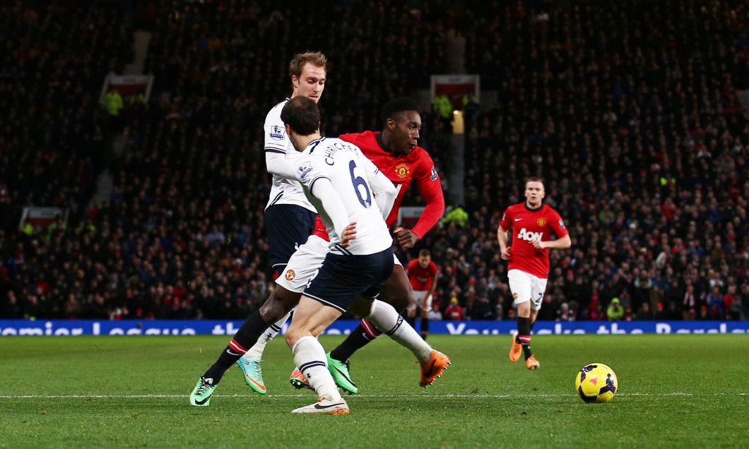 Christian Eriksen și Vlad Chiricheș, într-un meci Manchester United - Tottenham din 2014 / Foto: Profimedia