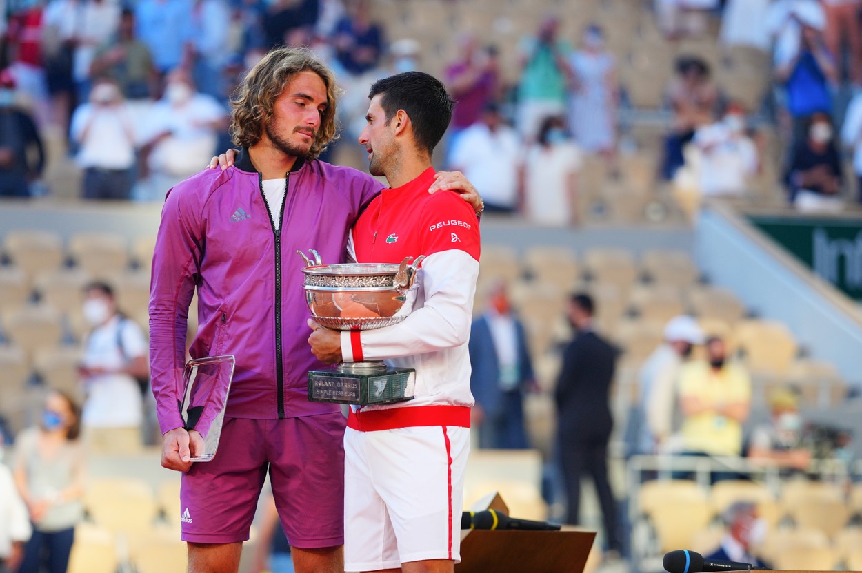 Momentul în care Djokovic i-a cucerit pe greci și a primit ropote de aplauze. Ce i-a spus lui Tsitsipas, după finala de poveste