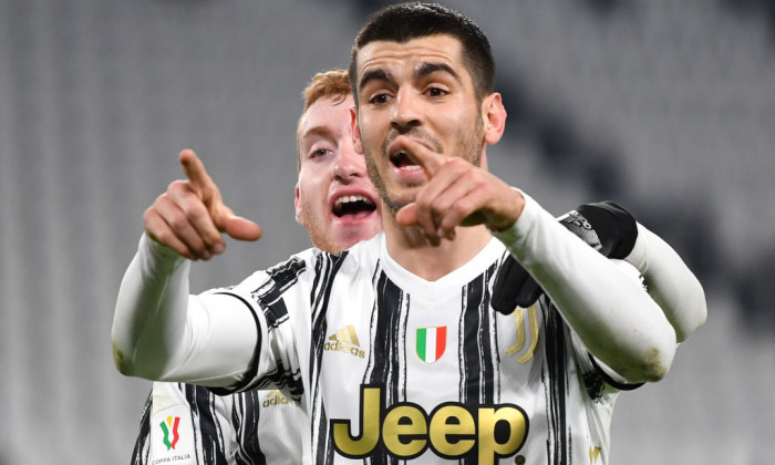 Juventus v Genoa CFC - Coppa Italia