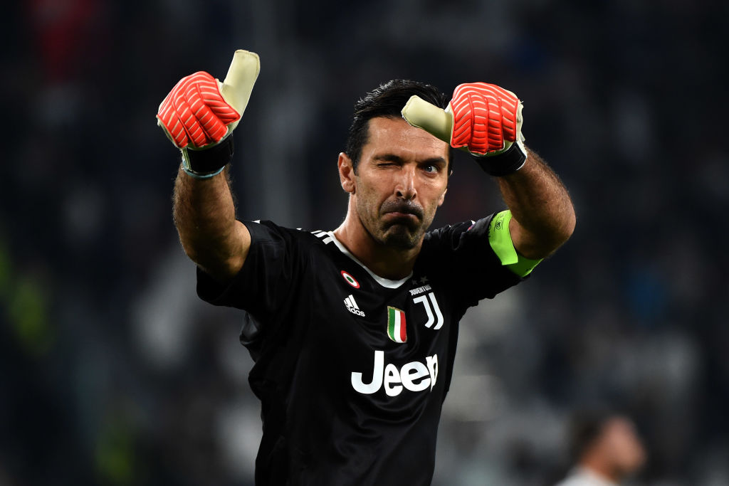 După 20 de ani! Italienii anunță că Gigi Buffon a semnat pe 2 ani și va fi coleg cu Dennis Man și Mihăilă