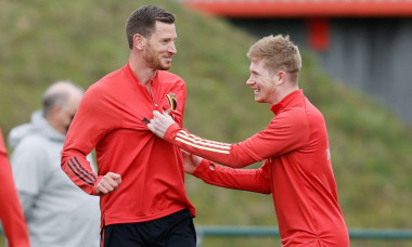 Belgium's Jan Vertonghen and Belgium's Kevin De Bruyne pictured during a training session of the Belgian national team Red Devils, Friday 26 March 202