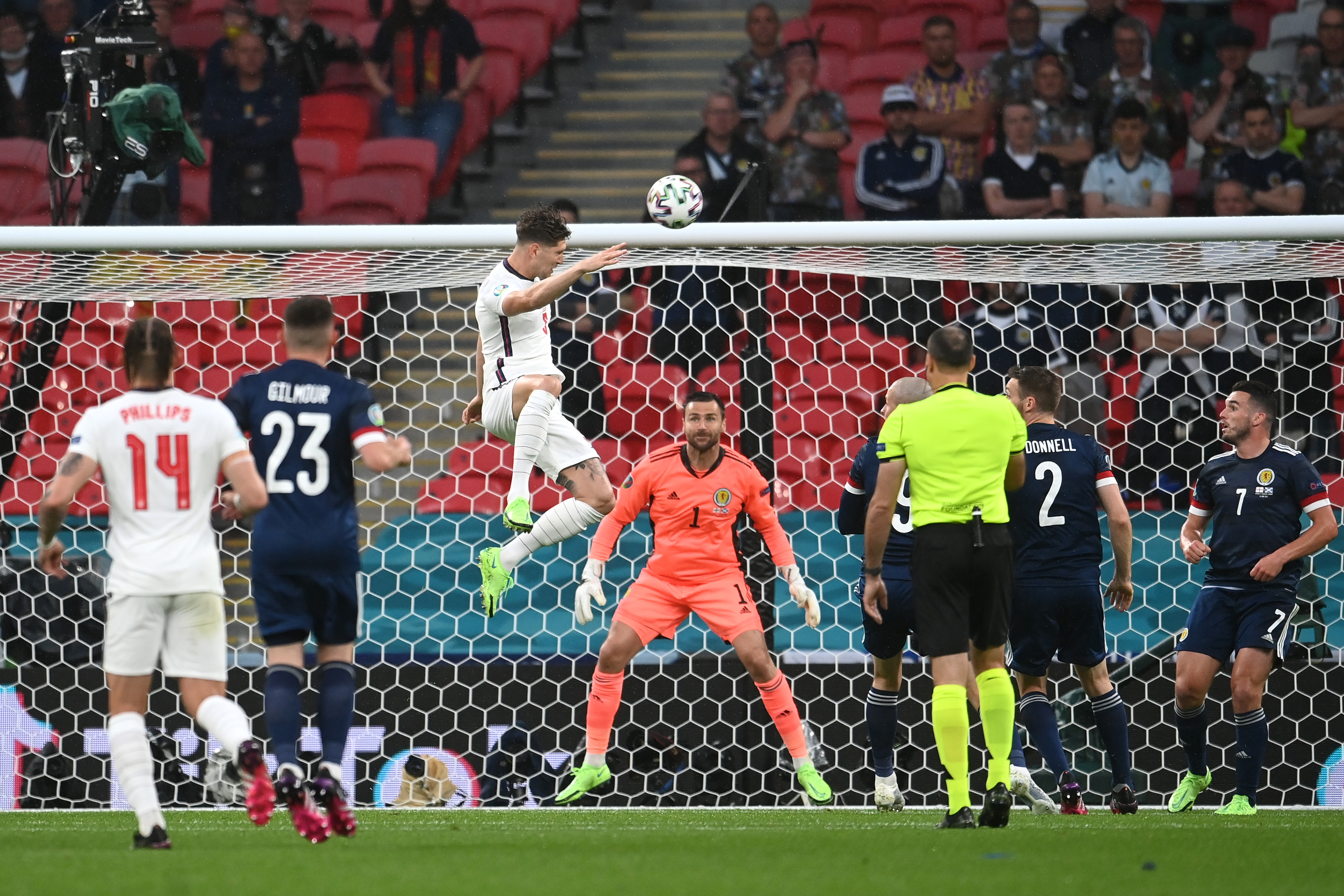 EURO 2020 | Anglia - Scoția 0-0, ACUM. Stones lovește bara după 11 minute. Pickford, salvator