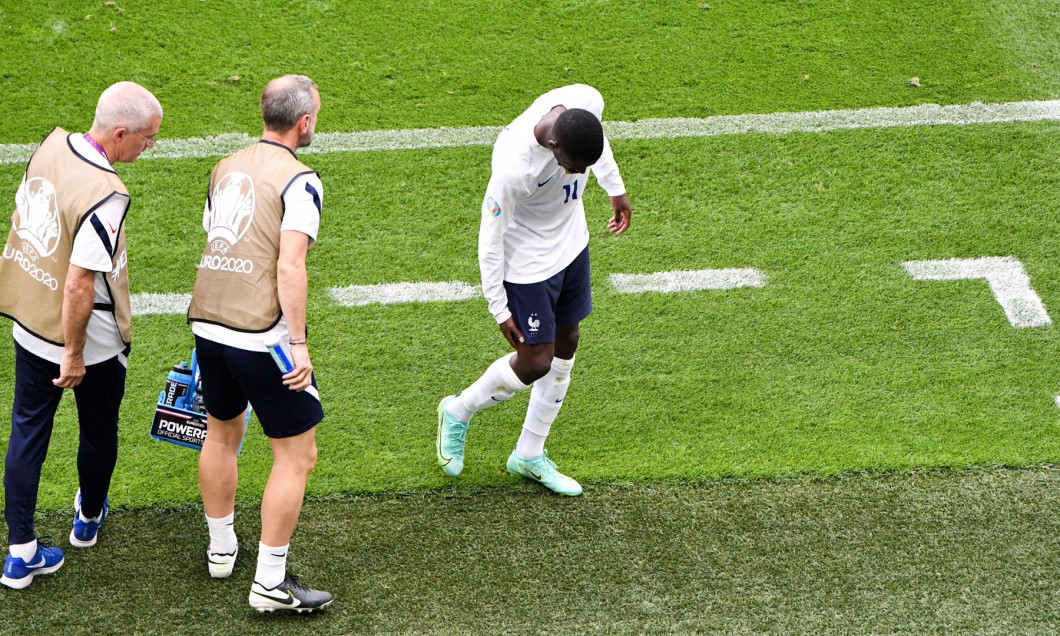 Ousmane Dembele a ieșit accidentat de pe teren în meciul Ungaria - Franța / Foto: Getty Images