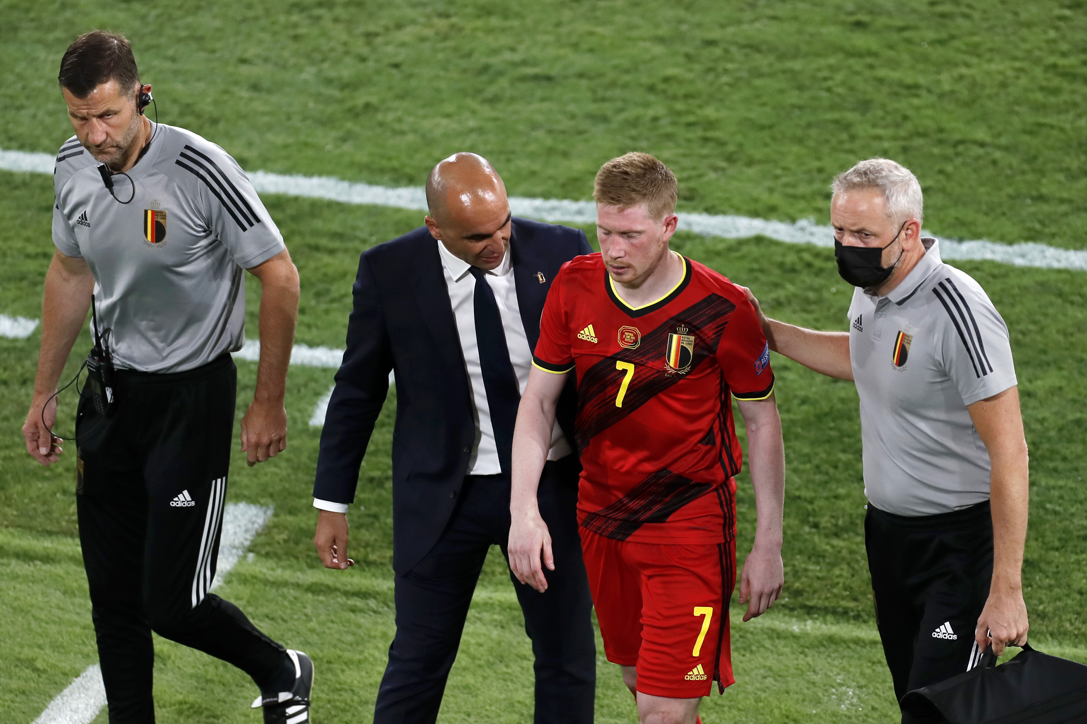 Lovitură pentru Belgia! Kevin De Bruyne s-a accidentat din nou și a ieșit din meciul cu Portugalia