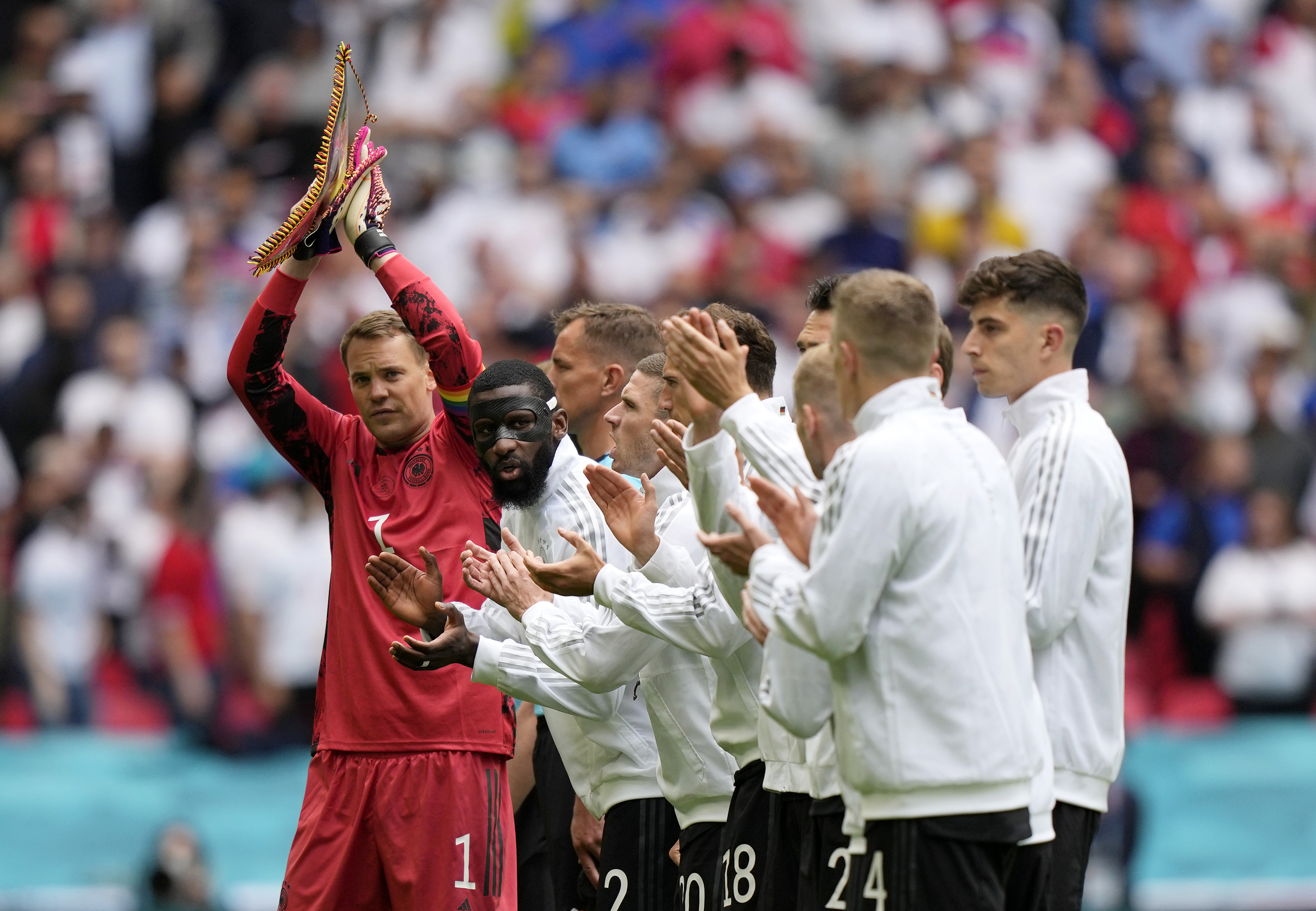 Un singur jucător german costă cât tot lotul României. "Mannschaft-ul" e de aproape 11 ori mai scump