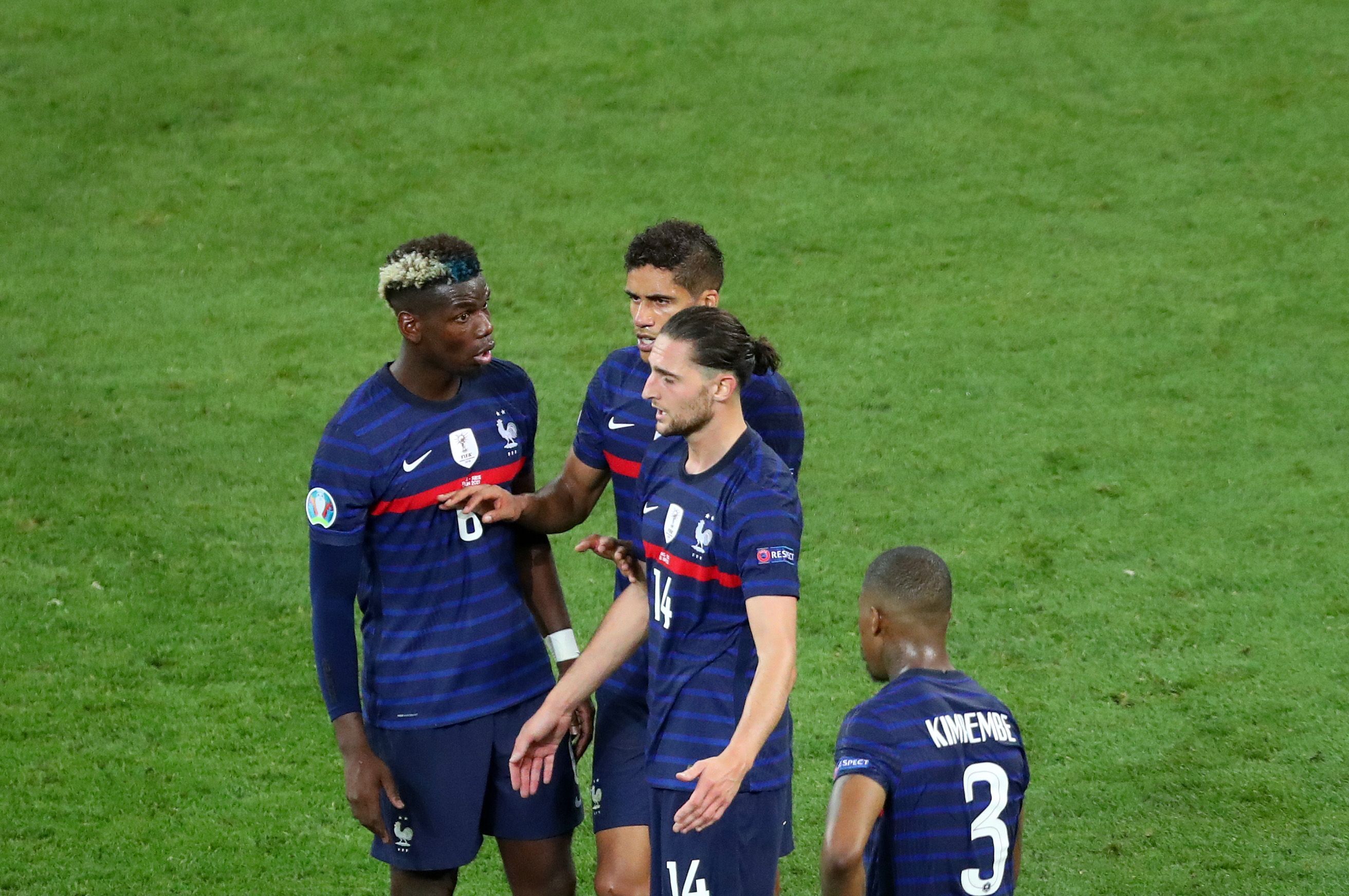 Scandalul s-a mutat în mesaje. Dialog aprins între Adrien Rabiot și Paul Pogba: ”Du-te la futsal!” / ”Taci, bufonule”