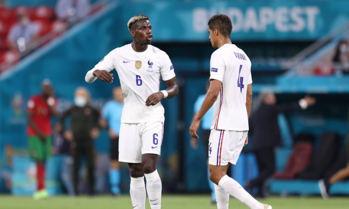 Raphael Varane și Paul Pogba, în meciul Portugalia - Franța de la EURO 2020 / Foto: Getty Images