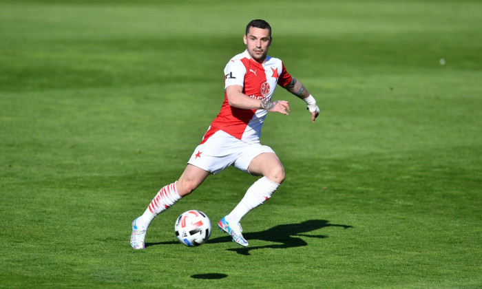 Nicolae Stanciu, în tricoul Slaviei Praga / Foto: Profimedia