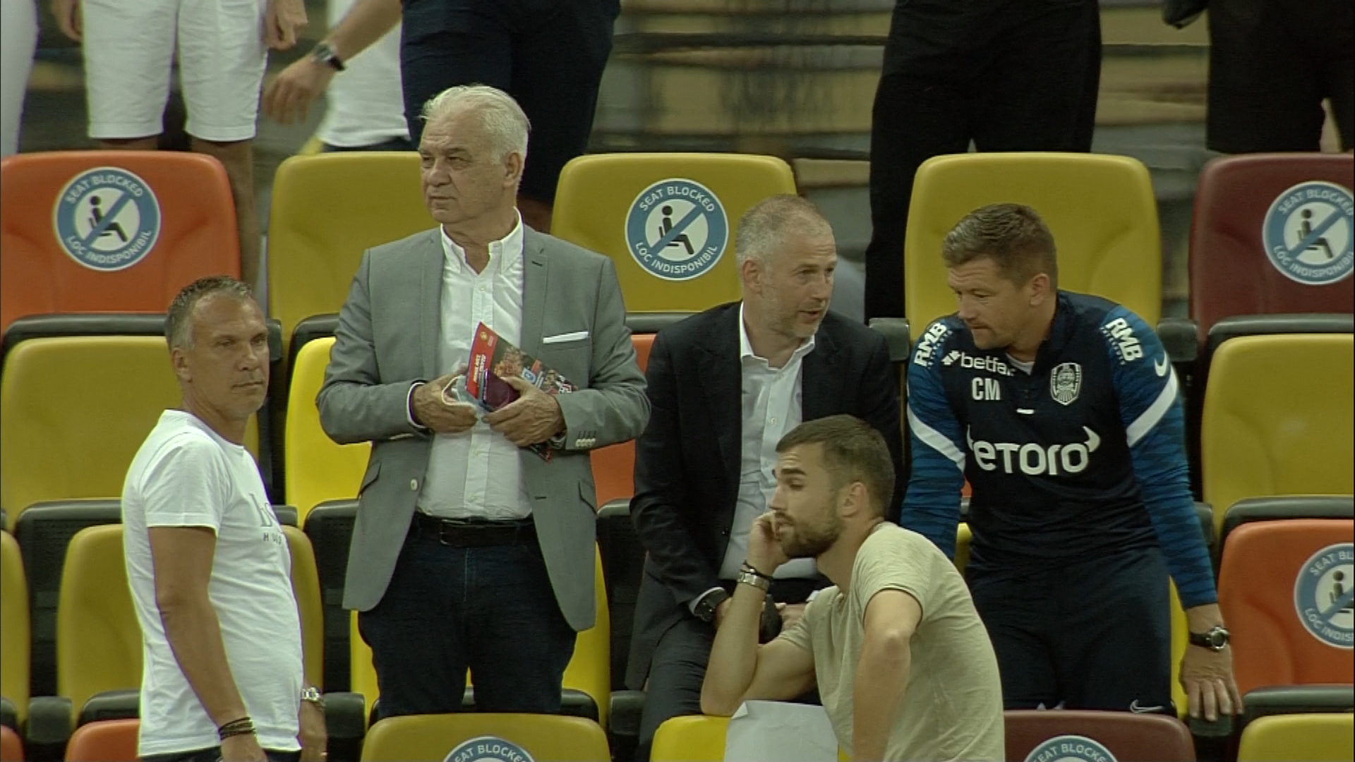 "Iordănescu și Pițurcă erau niște catâri". Ce se întâmpla cu jucătorii de la națională: "Bagă-l, mă!"