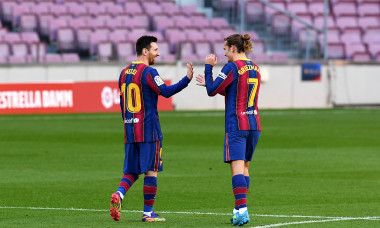 Lionel Messi și Antoine Griezmann, în timpul meciului Barcelona - Osasuna / Foto: Getty Images