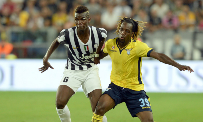 Paul Pogba și Luis Pedro Cavanda, în meciul Juventus - Lazio, din Serie A / Foto: Getty Images