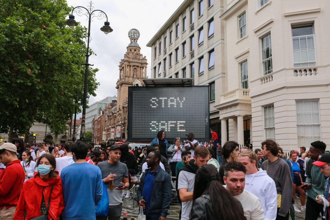 London, UK. 11 July 2021. Euro 2020. England football fans celebrating in Trafalgar Square ahead of the Italy v England final. Credit: Waldemar Sikora