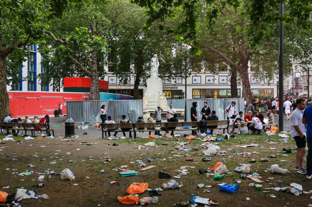 London, UK. 11 July 2021. Euro 2020. England football fans celebrating in Leicester Square ahead of the Italy v England final. Credit: Waldemar Sikora