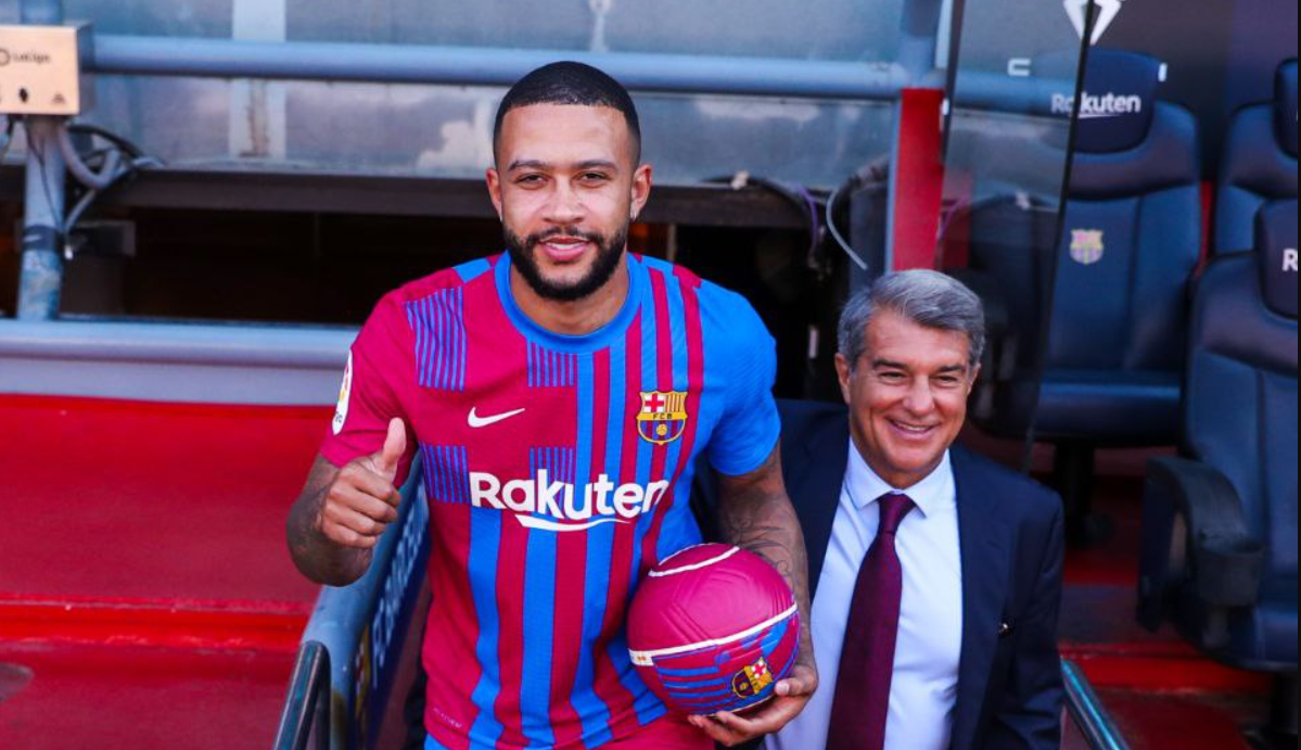 Cu un viitor incert la Barcelona, Memphis Depay a aflat ce se va întâmpla cu el din sezonul viitor! Decizia conducerii