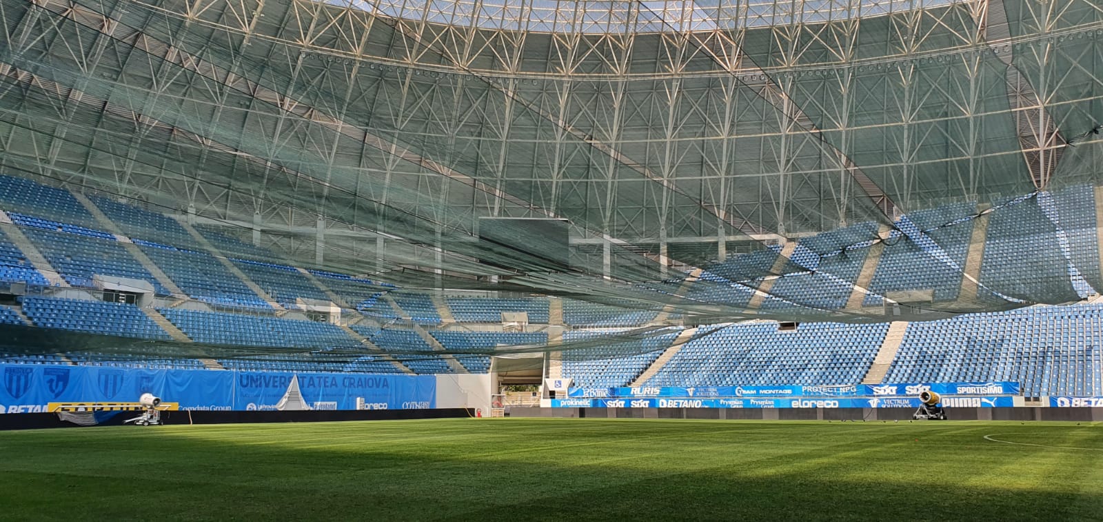 La meciul Universitatea Craiova-Laci nu vor fi nici copii în tribune. Cum au reacţionat albanezii în Bănie