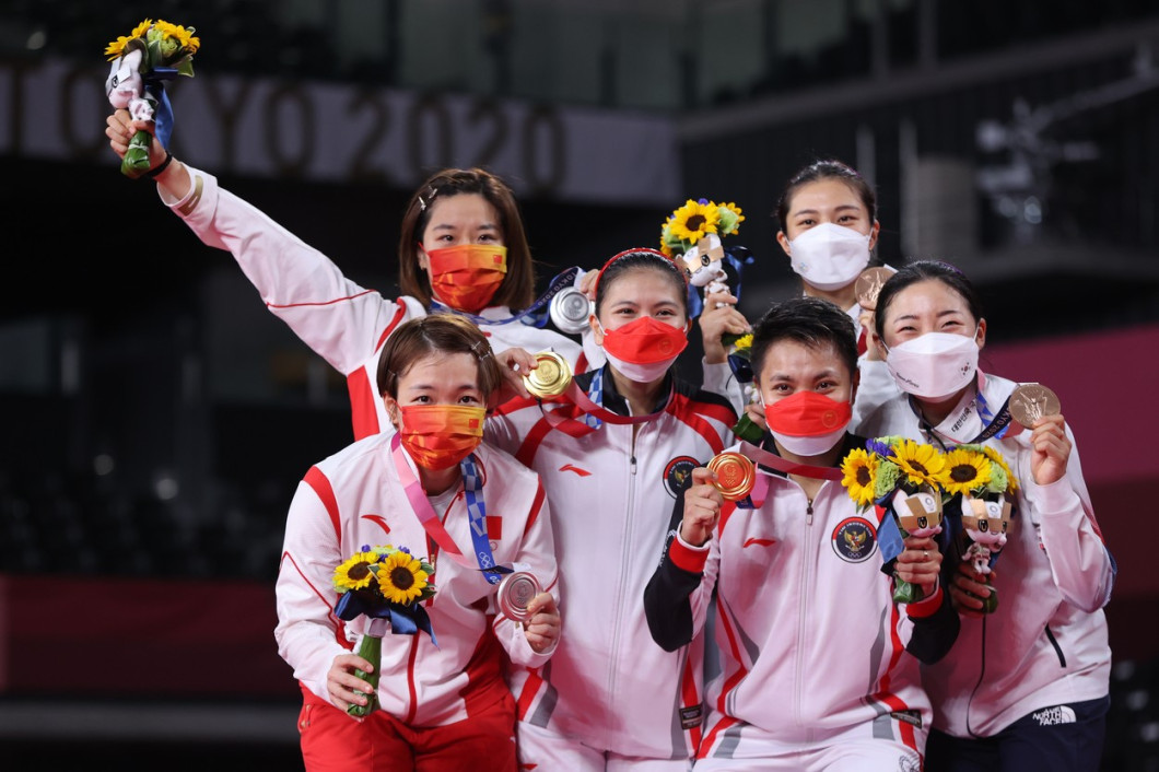 (TOKYO2020)JAPAN TOKYO OLY BADMINTON WOMEN'S DOUBLES AWARDING CEREMONY