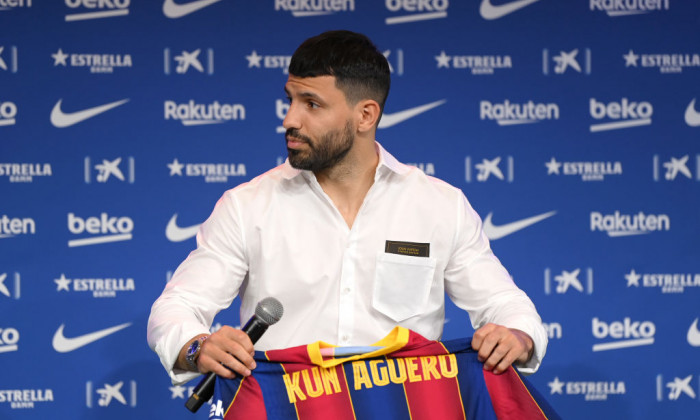 FC Barcelona Sign Sergio Aguero