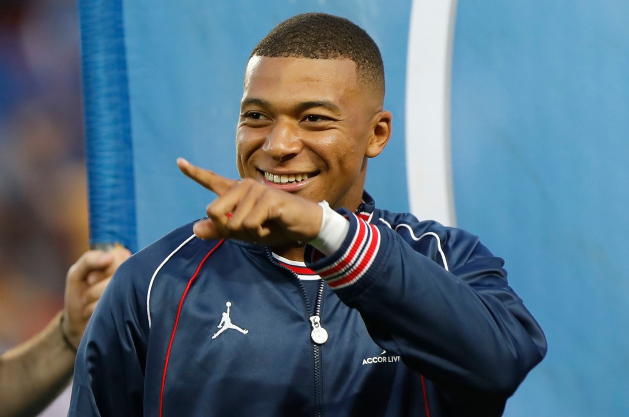 Cest fini! Telenovela transferului lui Mbappe s-a încheiat, cu câteva ore înainte de finalul perioadei de MERCATO