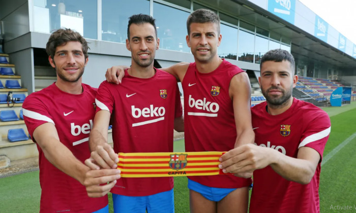 capitani barcelona pique roberto busquets alba