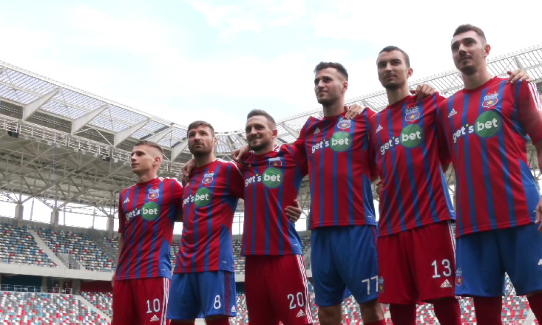 CSA Steaua și-a prezentat noile echipamente / Foto: Captură Youtube@Steaua TV