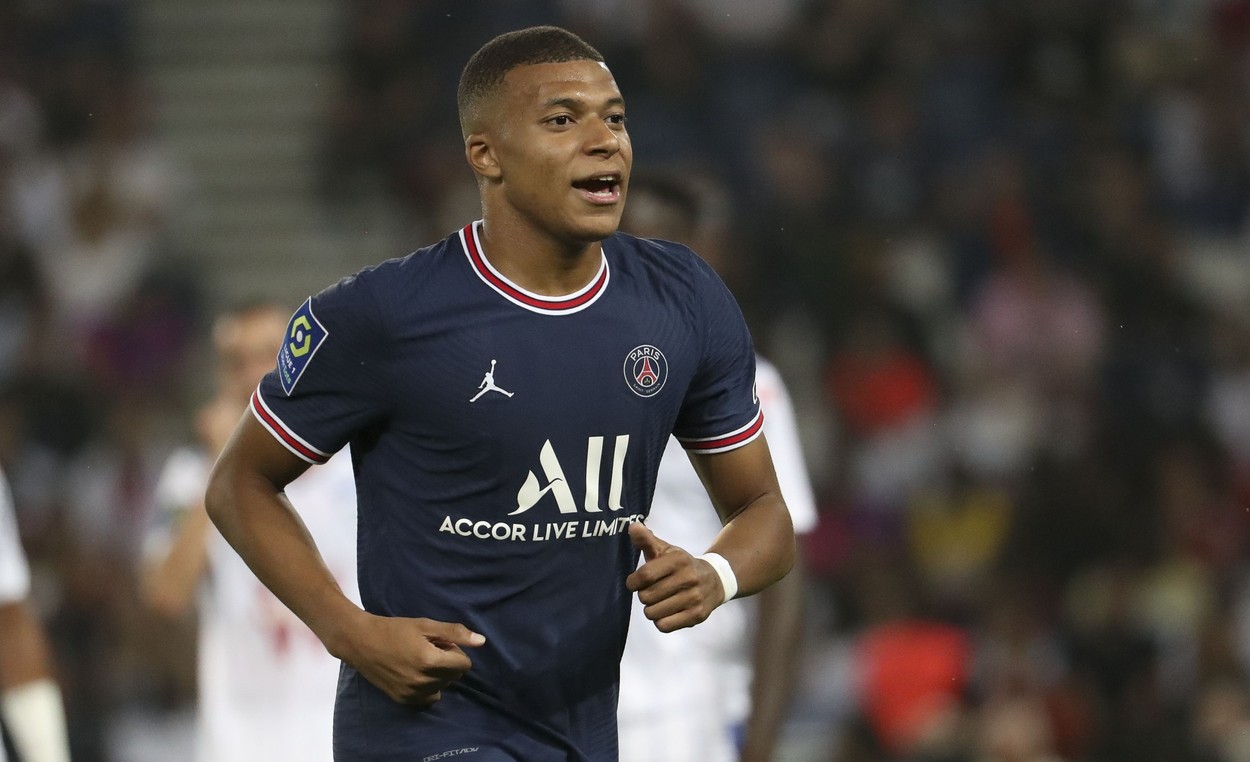 Real Madrid, o nouă ofertă impresionantă pentru Kylian Mbappe! Răspunsul lui PSG