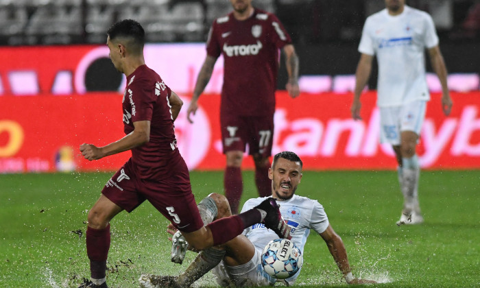 Jonathan Rodriguez și Răzvan Oaidă, în meciul CFR Cluj - FCSB / Foto: Sport Pictures