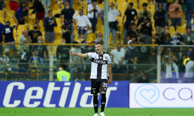 Valentin Mihăilă, după golul marcat în Parma - Benevento / Foto: Profimedia