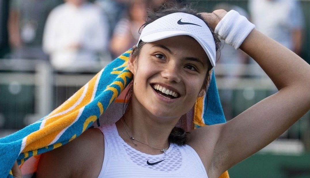 Emma Răducanu scrie file de istorie pentru Marea Britanie. Borna atinsă de sportivă, alături de alte două superbe colege