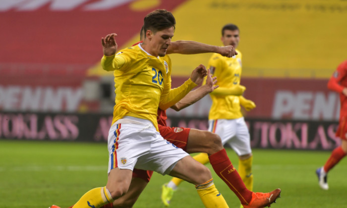 Dennis Man la meciul România-Macedonia de Nord 3-2 / Foto: Sport Pictures