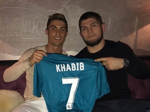 Khabib dezvăluie discuția cu Cristano Ronaldo. De ce a plecat portughezul de la Juventus